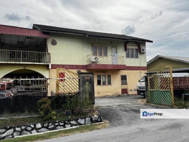 House for sale in Langat, Selangor