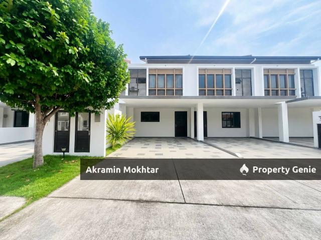 Terraced House for sale in Tanjong Sepat, Selangor