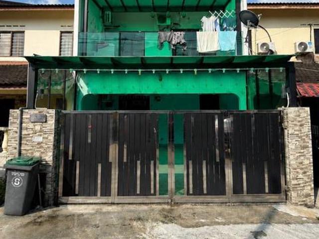 Terraced House for sale in Ulu Tiram, Johor