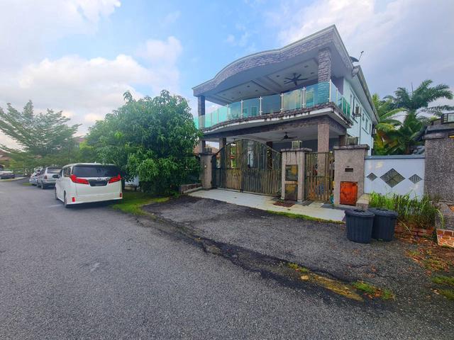 Bungalow for sale in Selayang, Selangor