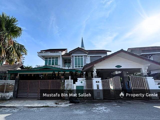Bungalow for sale in Wellesley, Penang