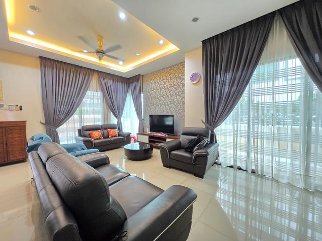 Bungalow for sale in Wellesley, Penang
