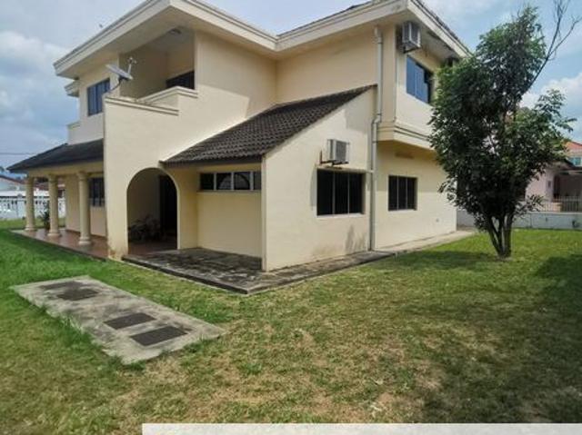 House for sale in Sendayan Village, Negeri Sembilan
