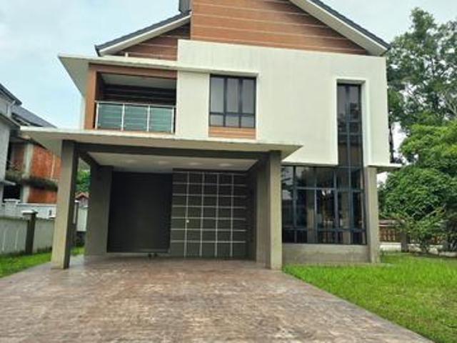 Bungalow for sale in Sendayan Village, Negeri Sembilan