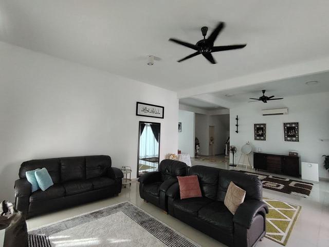 Bungalow for sale in Malaka