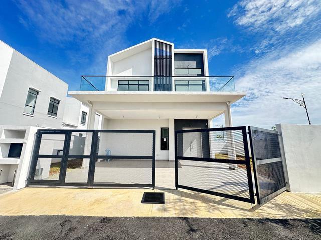 Bungalow for sale in Kluang, Johor