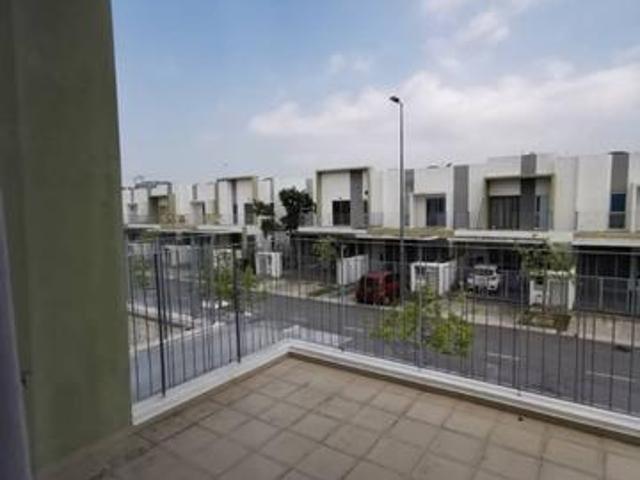 Terraced House for sale in Tanjong Sepat, Selangor