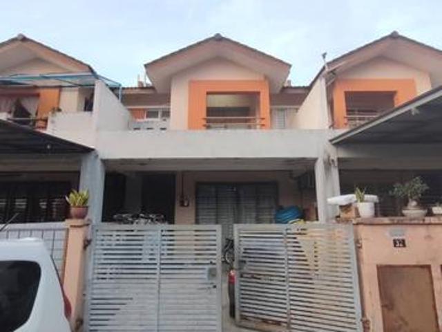 Terraced House for sale in Saujana