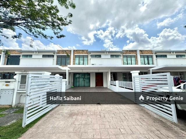 Terraced House for sale in Tanjong Sepat, Selangor