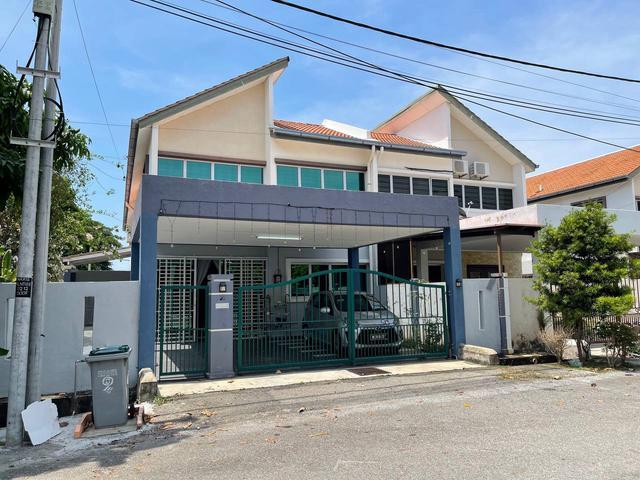 House for sale in Durian Tunggal, Malaka