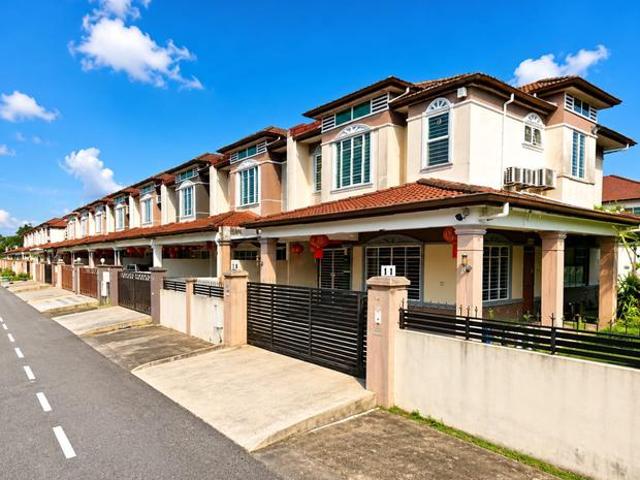 Terraced House for sale in Kuching, Sarawak