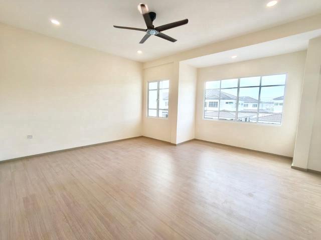 Terraced House for rent in Kuching