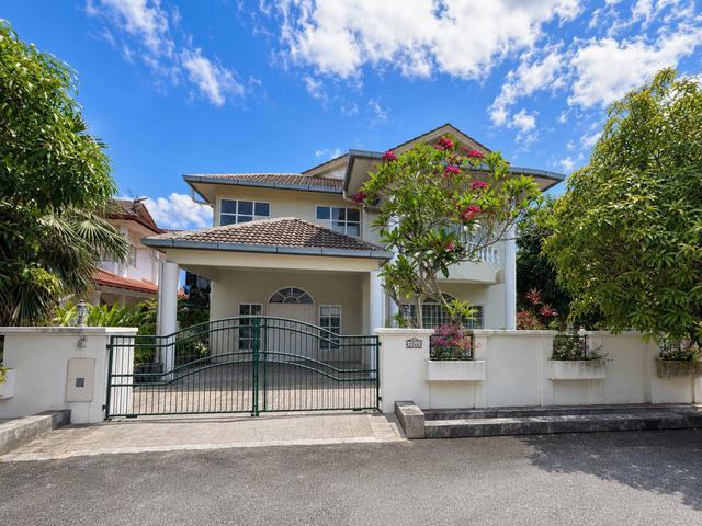 Bungalow for sale in Kuantan, Pahang