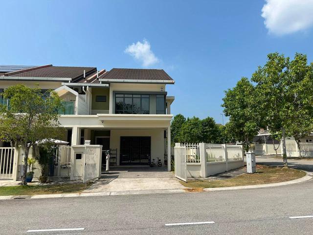 Terraced House for sale in Tanjong Sepat, Selangor