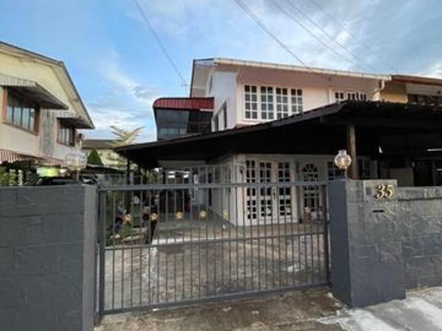 Terraced House for sale in Kuching, Bahagian Kuching