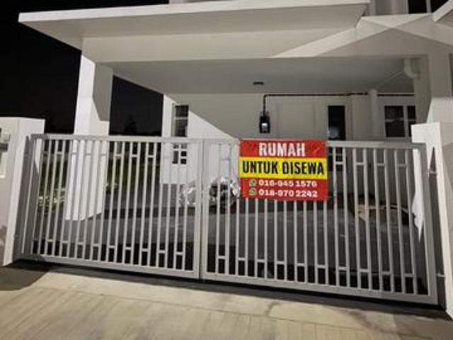 Residential House for rent in Sendayan Village, Negeri Sembilan