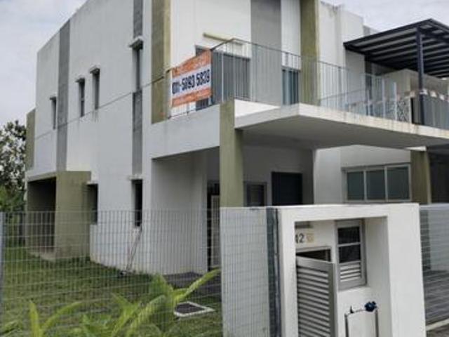 Terraced House for rent in Tanjong Sepat, Selangor