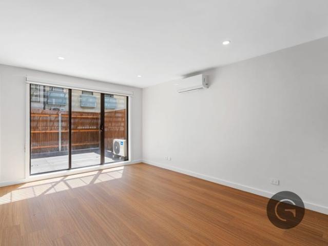Apartment for rent in North Melbourne, Melbourne