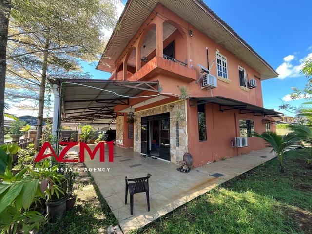Bungalow for sale in Kuching, Sarawak