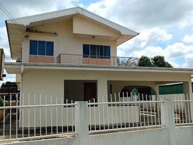 Bungalow for sale in Long Miri