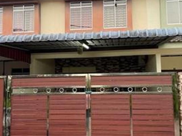 Terraced House for sale in Kluang