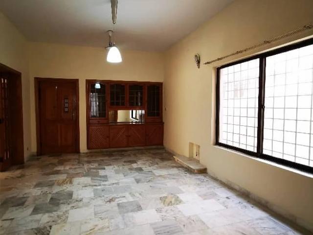 House for sale in F-8/3, اسلام آباد