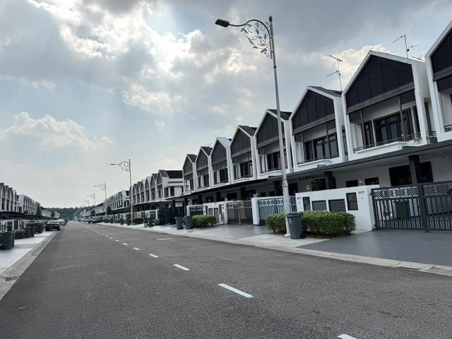 Terraced House for sale in Setia Indah, Johor Bahru