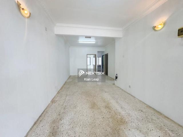 Residential House for sale in Country Heights Damansara, Kuala Lumpur