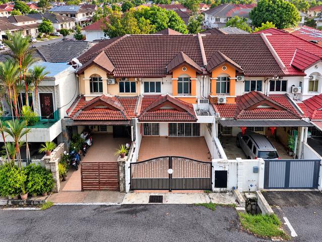 Terraced House for sale in Shah Alam, Petaling