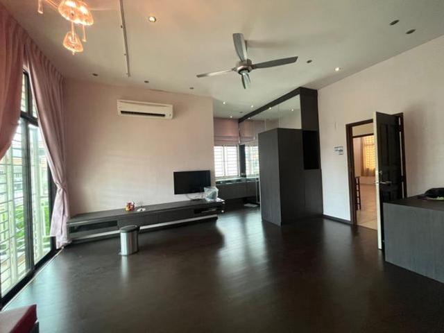 Terraced House for rent in Malaka