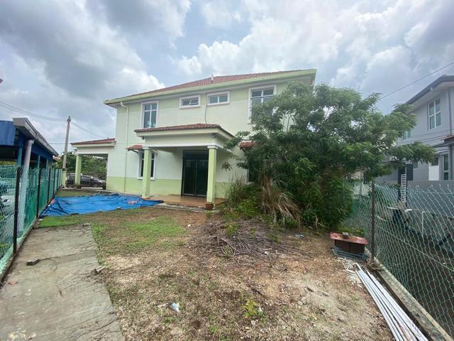 Terraced House for rent in Malaka