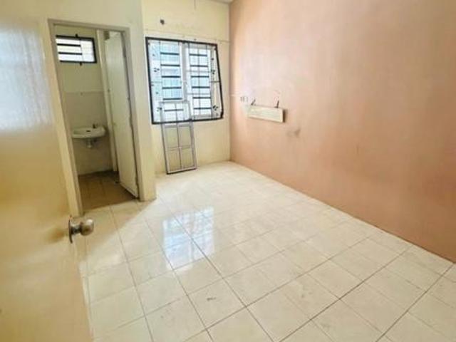 Terraced House for rent in Georgetown, Penang