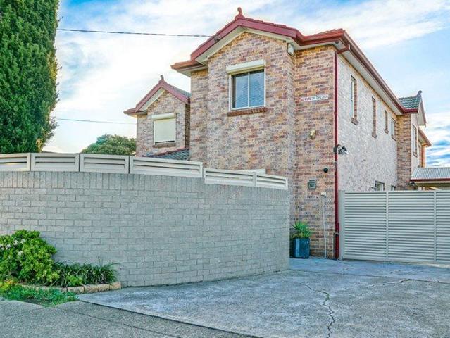House for rent in Campsie, Sydney