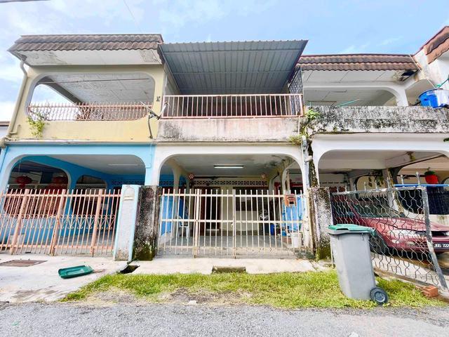 Terraced House for sale in Kluang
