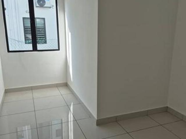 Terraced House for rent in Tanjong Sepat, Selangor