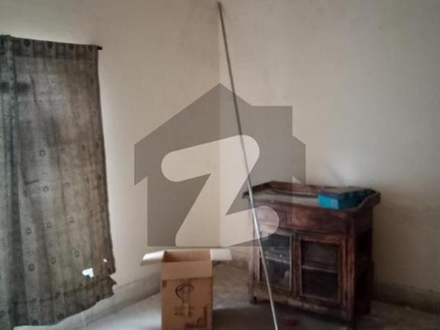 House for sale in تحصیل فیصل آباد شہر, فیصل آباد ڈویژن