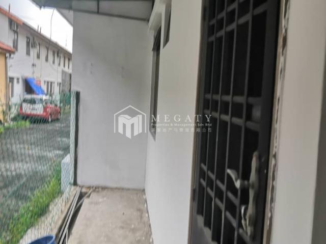 House for rent in Taman Ungku, Johor Bahru