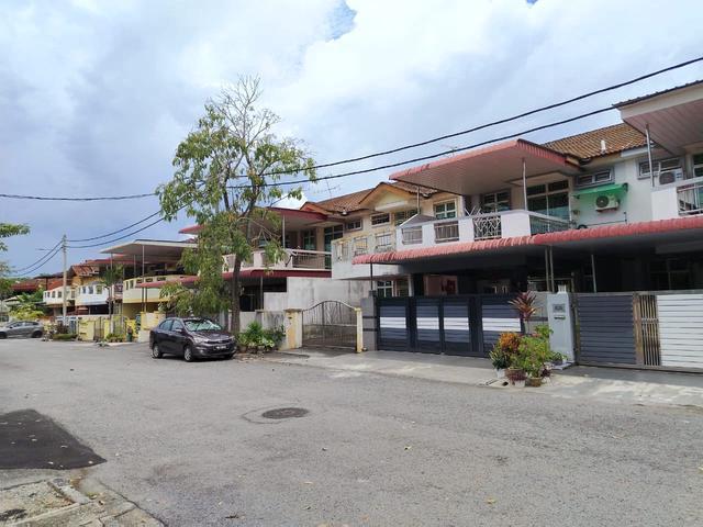 Terraced House for sale in Wellesley, Penang