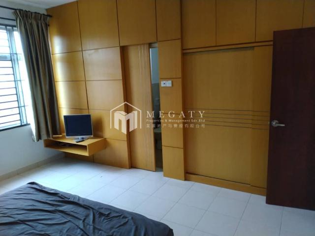 House for rent in Taman Ungku, Johor Bahru