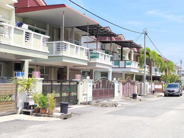 Terraced House for sale in Wellesley, Penang