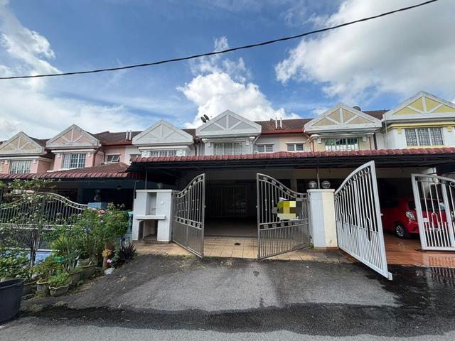 Terraced House for sale in Petaling, Subang Jaya