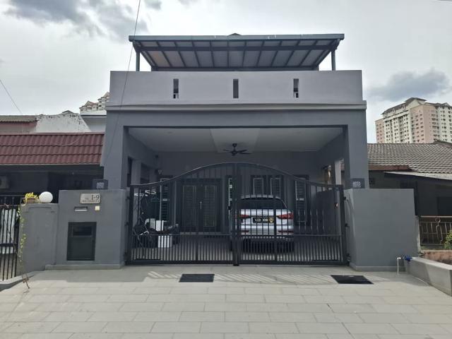 Terraced House for rent in Country Heights Damansara, Kuala Lumpur