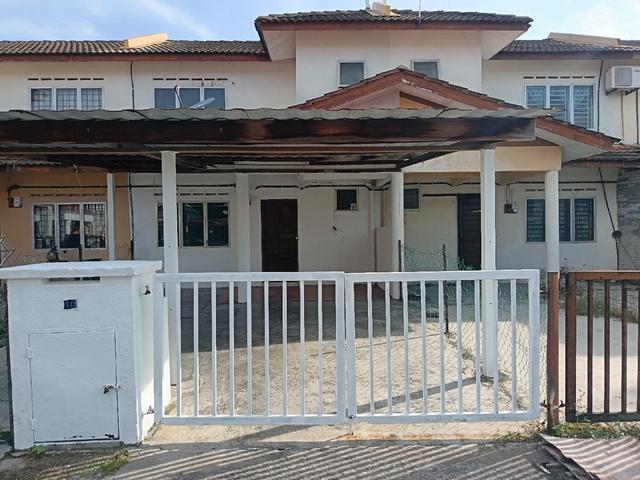 Terraced House for sale in Banting, Selangor