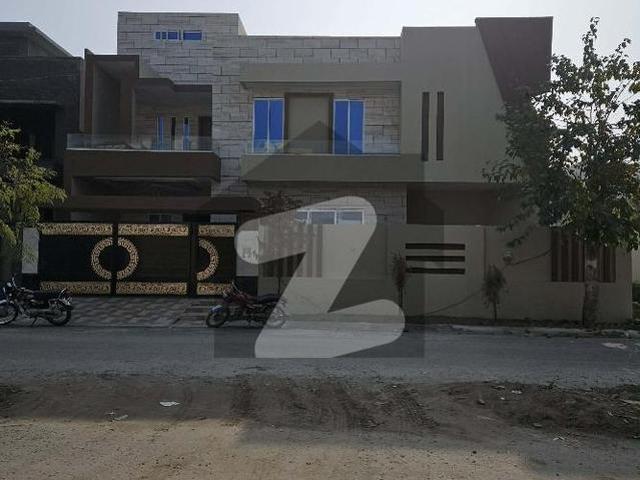 House for sale in گجرات, گجرات ڈویژن