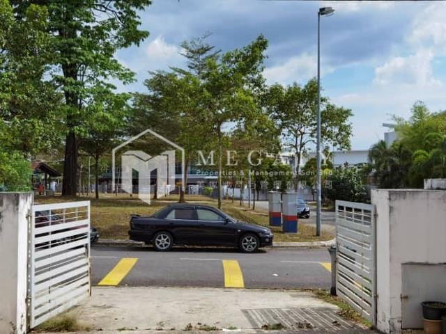 House for rent in Taman Ungku, Johor Bahru