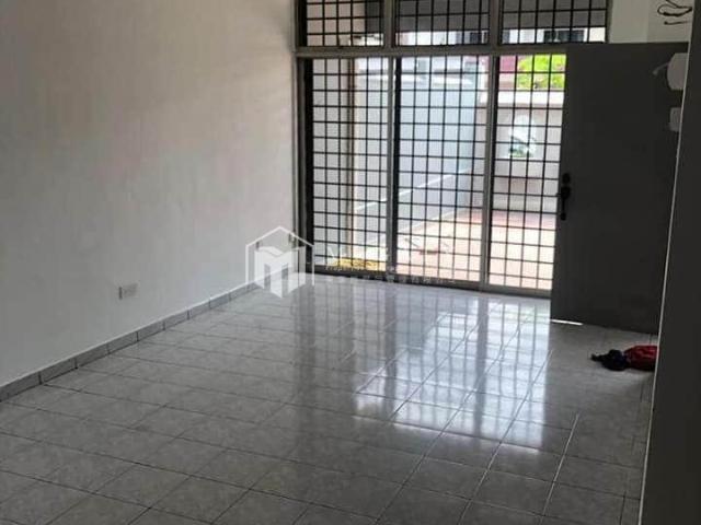 House for rent in Taman Ungku, Johor Bahru