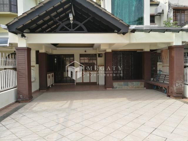 House for rent in Taman Ungku, Johor Bahru