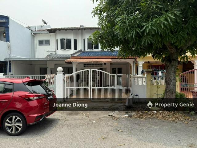 Terraced House for sale in PJS 10, Petaling Jaya
