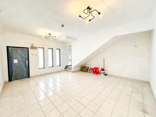 Terraced House for sale in Petaling, Subang Jaya