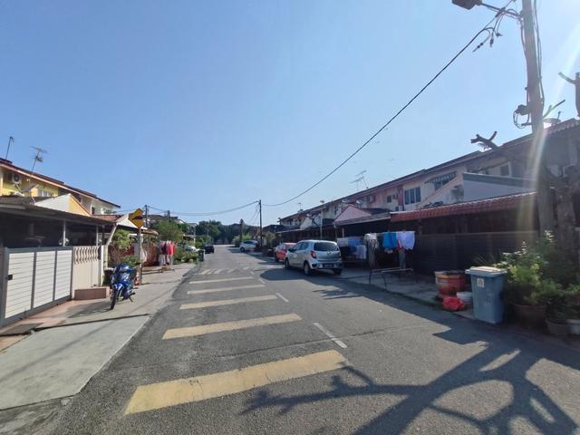 Terraced House for sale in Jenjarom, Kuala Langat